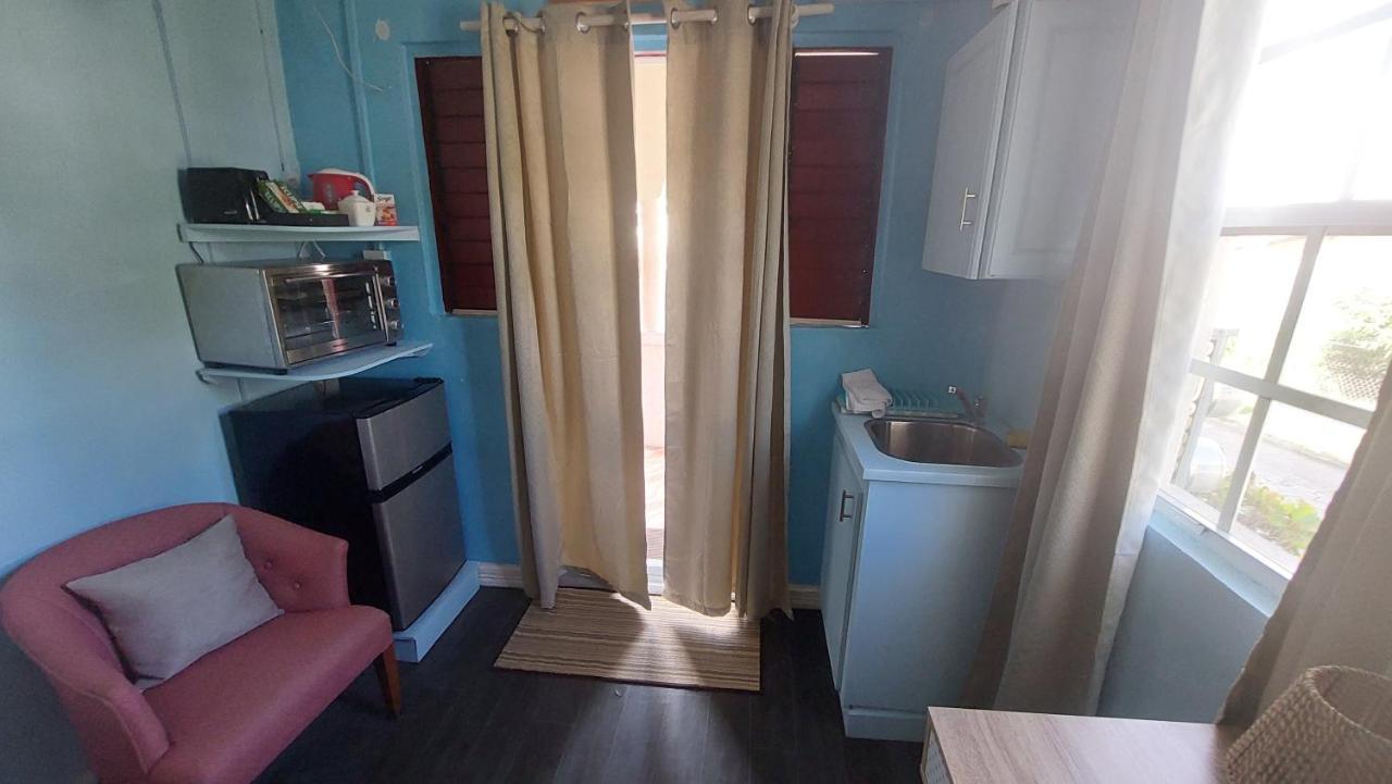 Carmen'S Cozy Studio Бриджтаун Екстер'єр фото